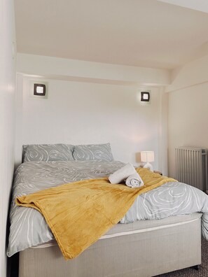 公寓 | 2 多间卧室、熨斗/熨衣板、免费 WiFi、床单