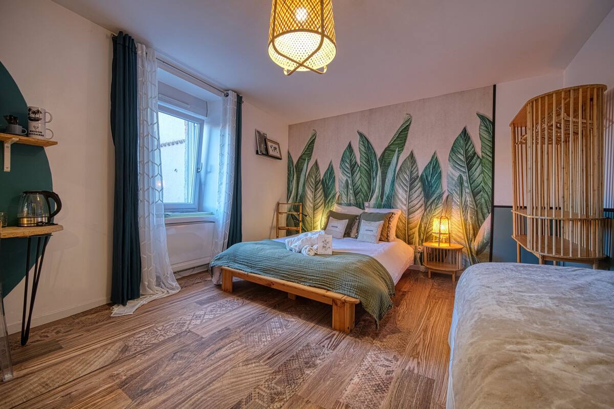 Comfort Suite, Private Bathroom, Garden View (La Bambouseraie) | Iron/ironing board (on request), WiFi (free)