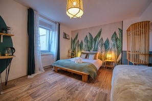 Suite Confort, salle de bains privée, vue jardin (La Bambouseraie) | Fer et planche à repasser, Wi-Fi gratuit