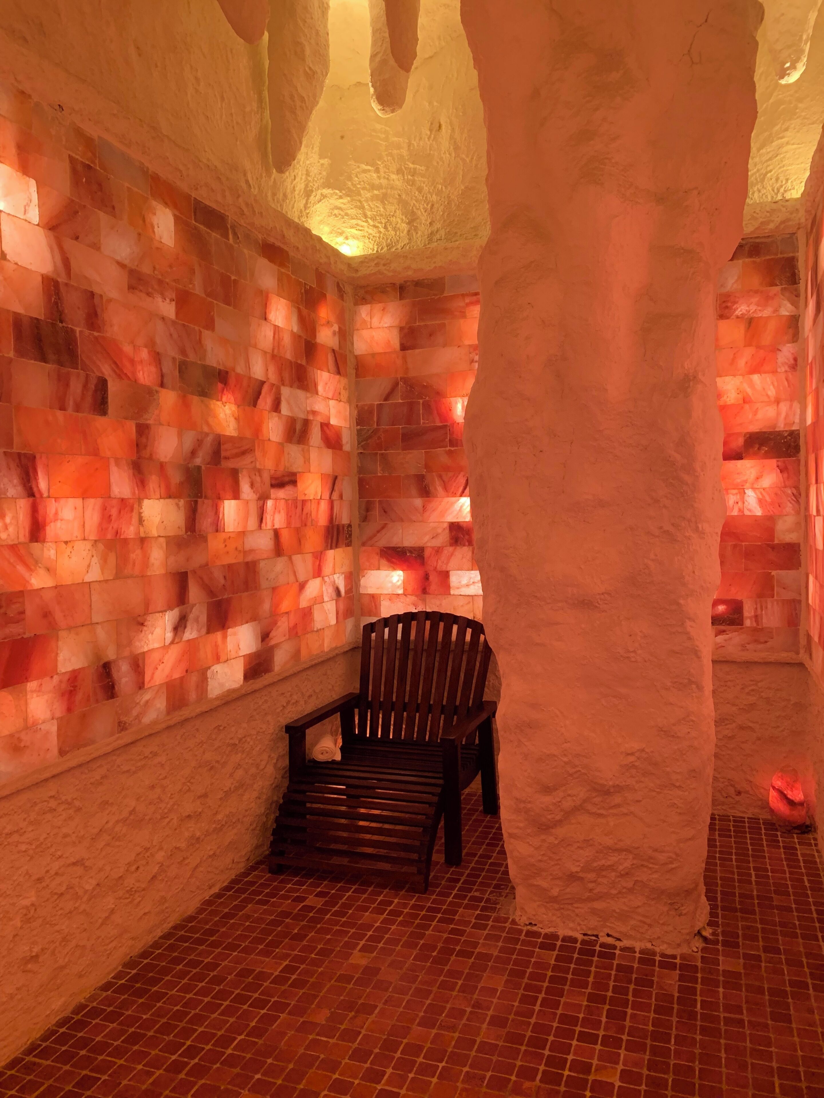 Standard-huone | Tallelokero huoneessa, työpöytä