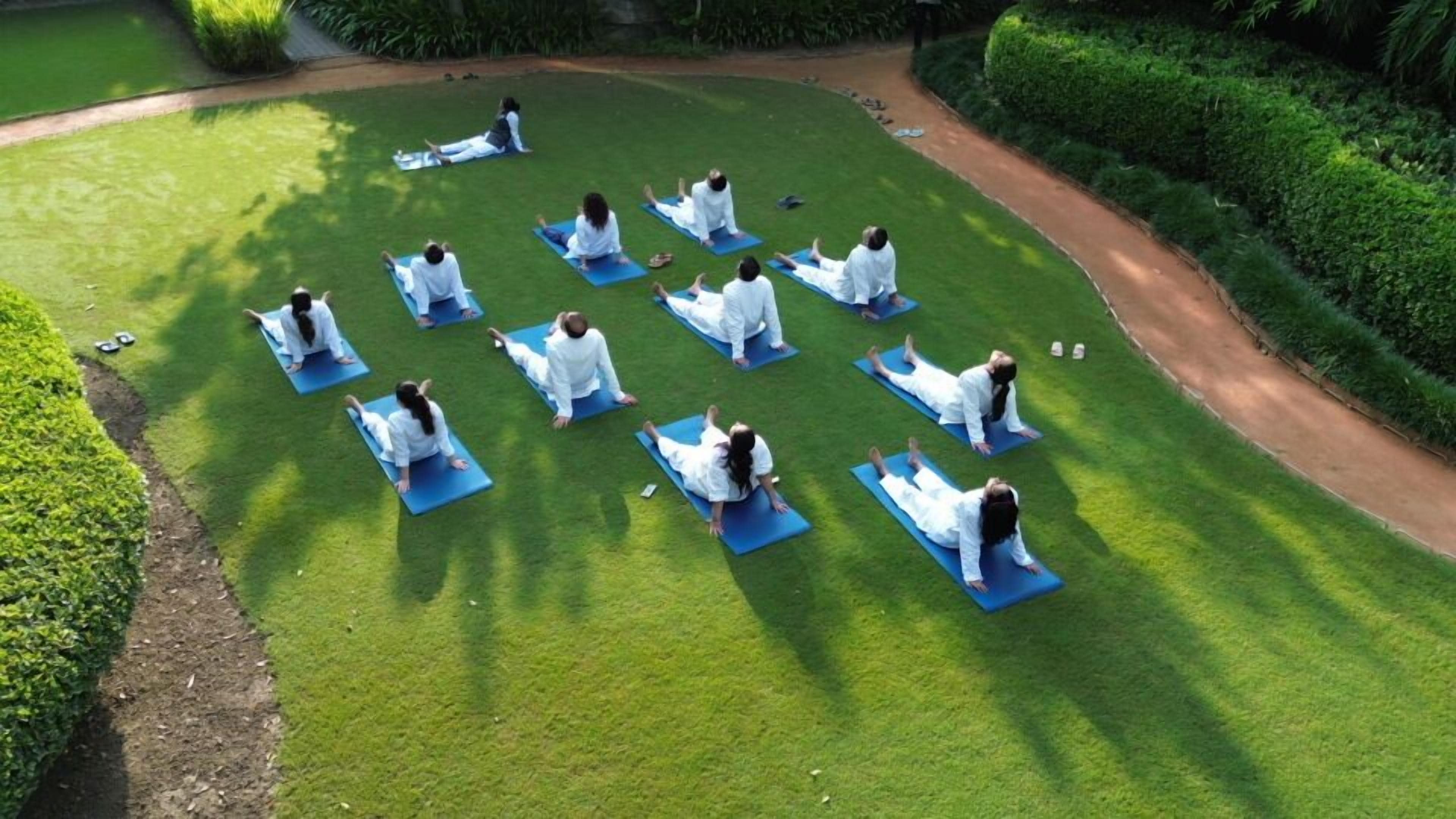 Tallelokero huoneessa, työpöytä