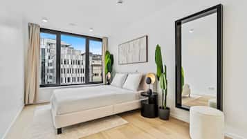 3 bedrooms, desk, iron/ironing board, WiFi