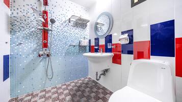 Basic Room, 1 Bedroom (Lailac pension) | Bathroom | Towels