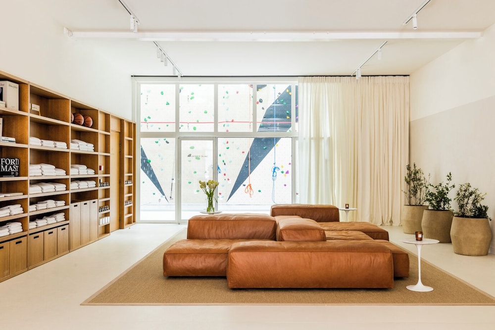 La Fondation by null