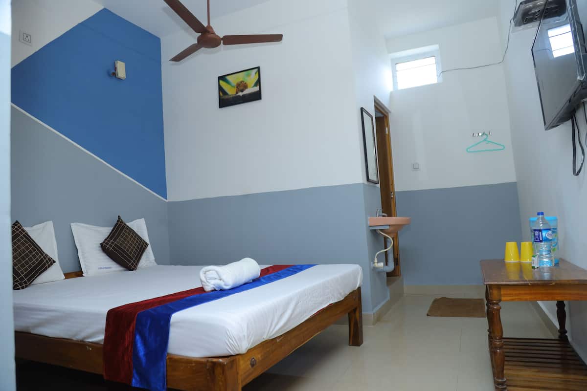Economy-Zimmer, 1 Queen-Bett | Schallisolierte Zimmer, kostenloses WLAN