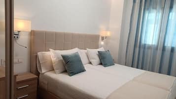 2 bedrooms, iron/ironing board