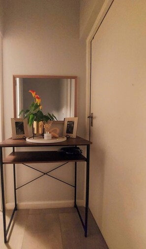 Shared Dormitory, 1 Bedroom - Room-your Peaceful Haven, Unique Shared (Cape Town)