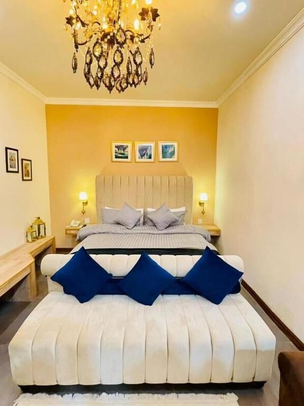 Soundproofing, iron/ironing board, free WiFi