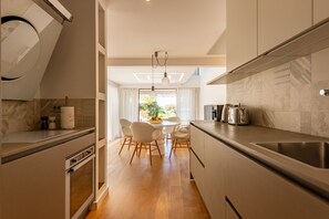 Dishwasher, coffee/tea maker, cookware/dishes/utensils - Villa Oleander (Zadar)