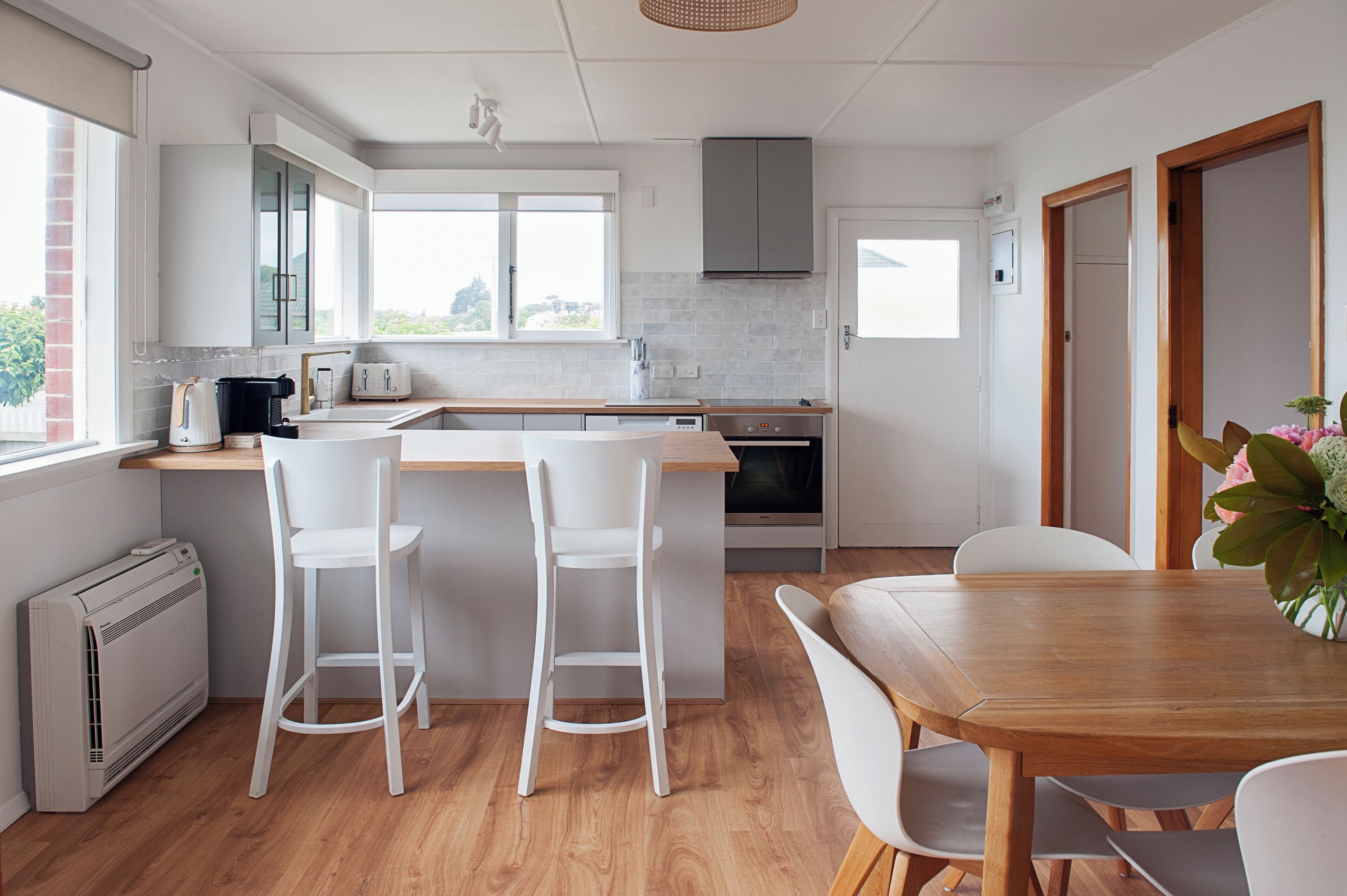 Microwave, oven, stovetop, dishwasher