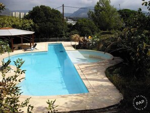 Outdoor pool - Location Maison Ollioules Sanary 12 Personnes (Ollioules)