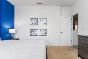 9 bedrooms, iron/ironing board, WiFi, wheelchair access