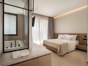 6 bedrooms, soundproofing, iron/ironing board, free WiFi - Sancy Luxury Villa (Chania)