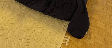 1 dormitorio, tabla de planchar con plancha, cuna de viaje y wifi