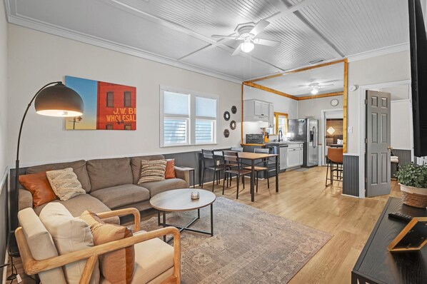 TV, fireplace, offices