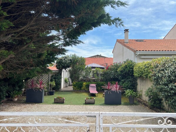 Enceinte de lâhĂ©bergement