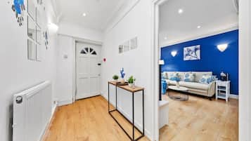 Apartment | Bahagian dalam