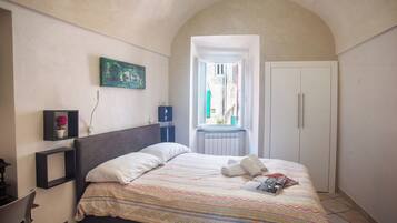 Familienapartment, Mehrere Schlafzimmer (Casa Felice) | 2 Schlafzimmer, kostenloses WLAN, Bettwäsche