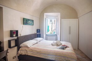 2 makuuhuonetta, ilmainen Wi-Fi, vuodevaatteet