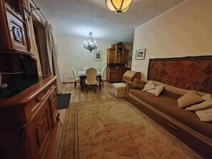 Apartment | Living area