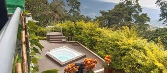 Hermosa Casa Campestre a 1 Hora de Bogotá - Tena