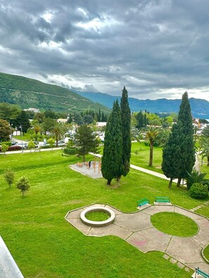 Byutsikt fra overnattingsstedet