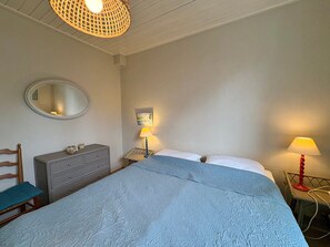 2 bedrooms, desk, free WiFi