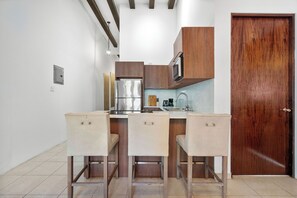 Fridge, microwave, oven, stovetop - Gardenia Flat | Embrace the Heart of Old San Juan! (San Juan)