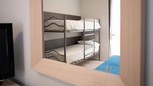 Căn hộ Club, quang cảnh vườn | 1 phòng ngủ, bàn ủi/dụng cụ ủi quần áo 