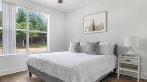 1 bedroom, desk, iron/ironing board, WiFi