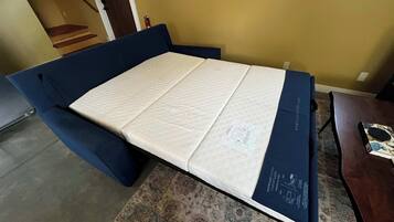 1 bedroom, iron/ironing board, travel crib, WiFi