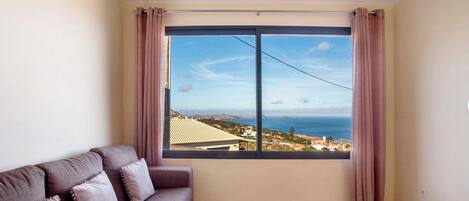 Ferienhaus | Wohnbereich | Fernseher