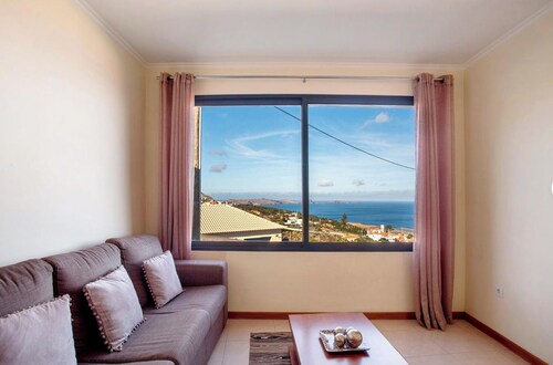 Remarkable 3-bed House in Machico