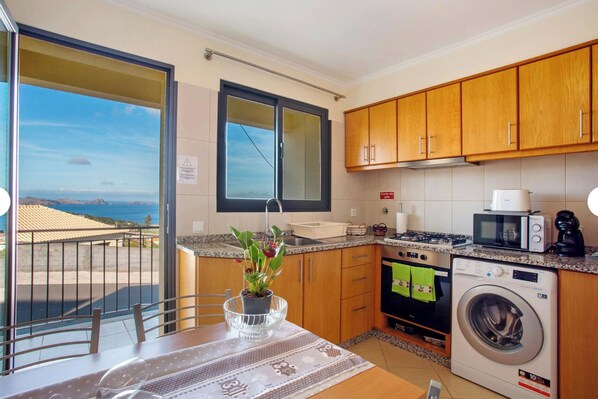 House | Private kitchen