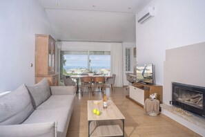 Family Villa | Living area