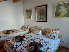 1 bedroom, iron/ironing board, free WiFi, bed sheets - Gite de Moulin Maurt 1 (Xertigny)