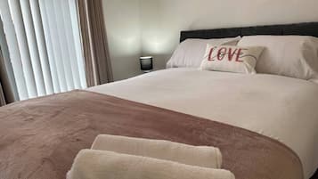 2 bedrooms, iron/ironing board, free WiFi, bed sheets