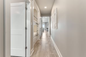 1 bedroom, iron/ironing board, free WiFi - Palms of Seagrove C13- Gulf Front, Beach Access, Bikes, Pool (Seagrove Beach)