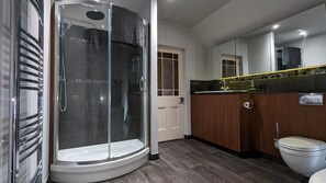 Departamento | Baño | Tina y regadera independientes, tina profunda, secadora de cabello 