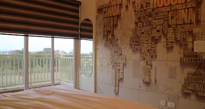 Charming 2-bedroom, 2-bathroom spacious apartment nestled near "Taj Mahal"