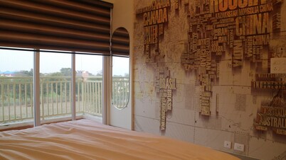 Charming 2-bedroom, 2-bathroom spacious apartment nestled near "Taj Mahal"