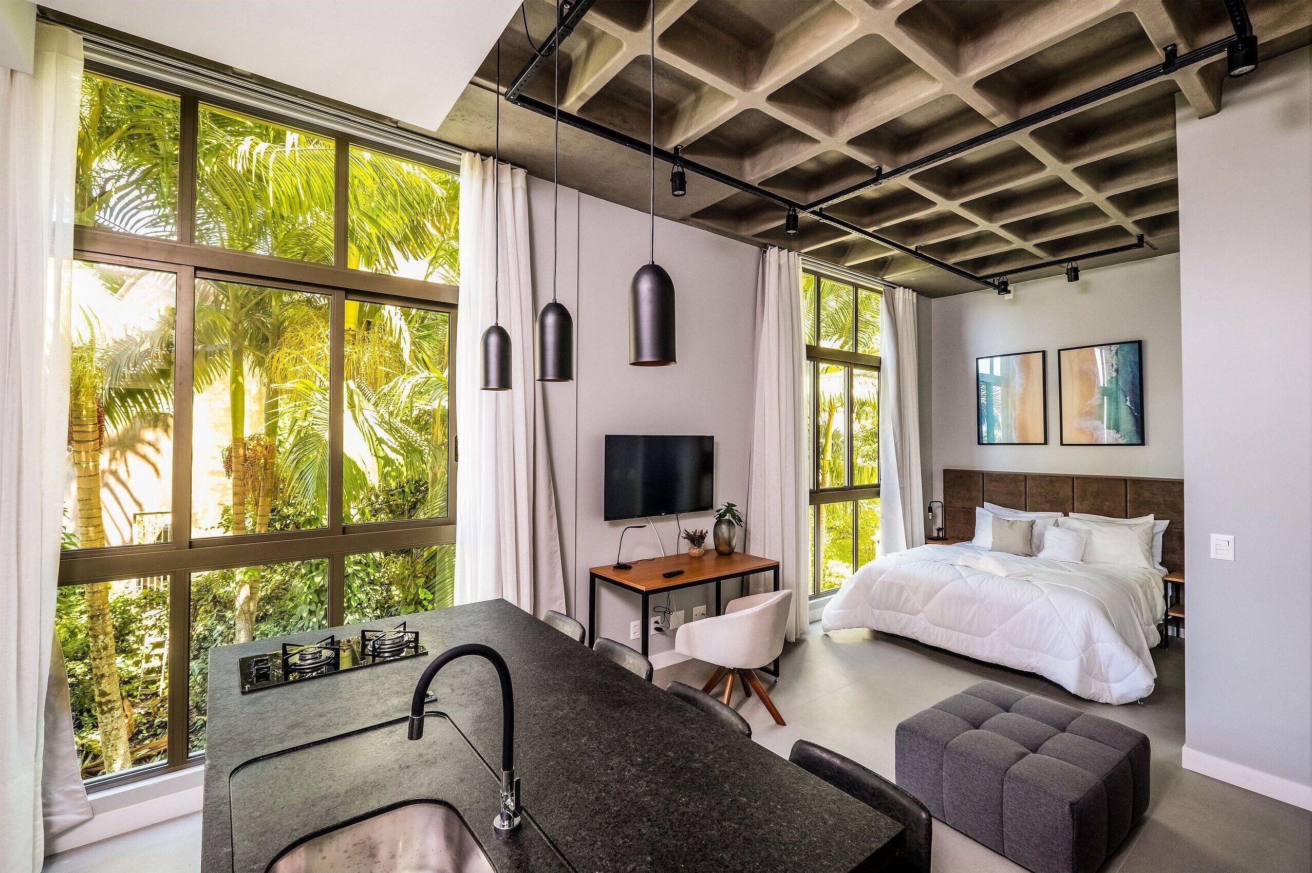 Basic Studio | Iron/ironing board, free WiFi