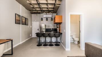 Basic Studio | Interior
