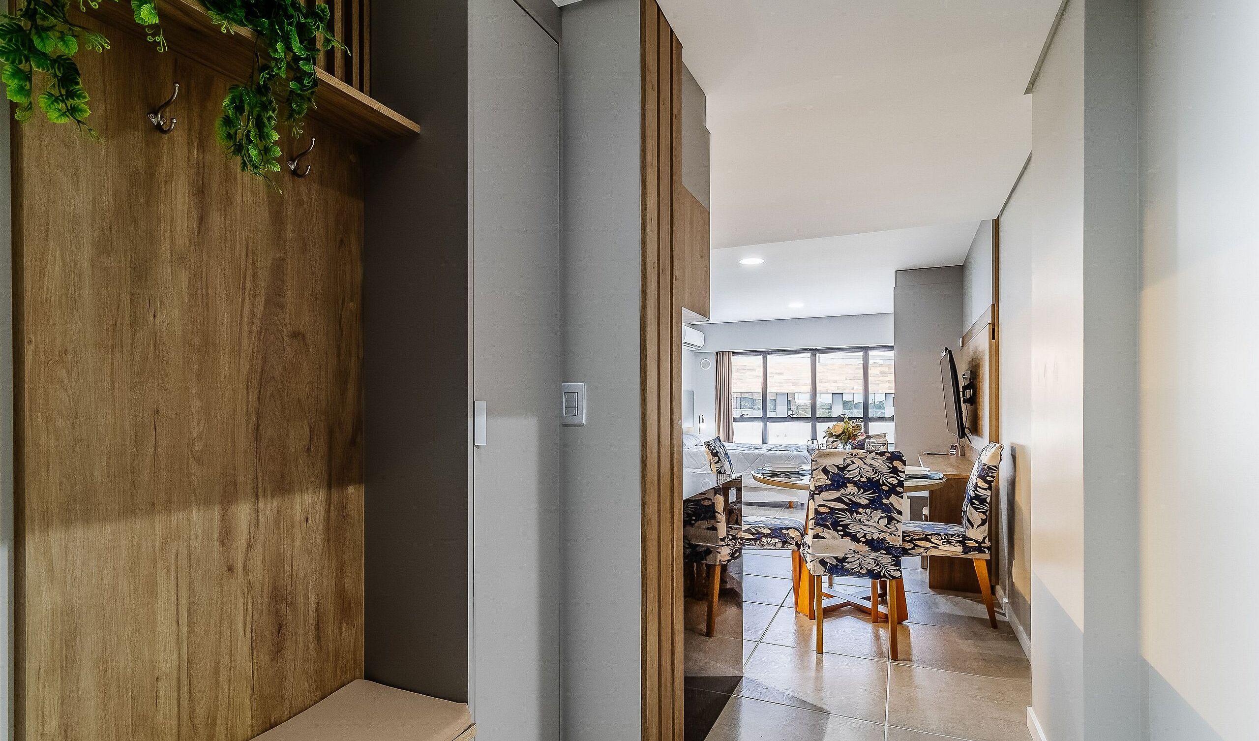 Apartment | Dining