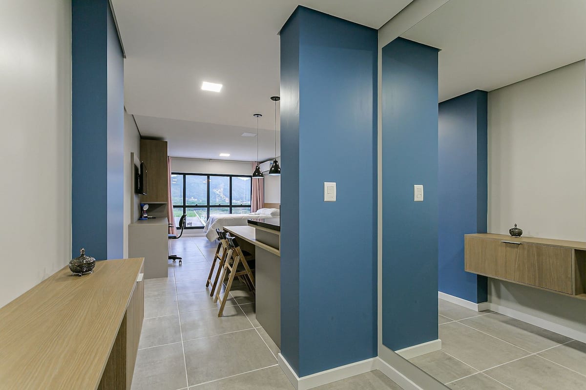 Studio | Silitysrauta/-lauta, ilmainen Wi-Fi