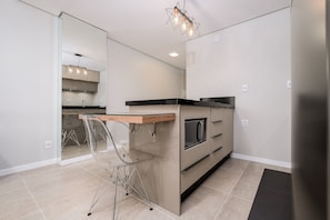 Studio | Dining