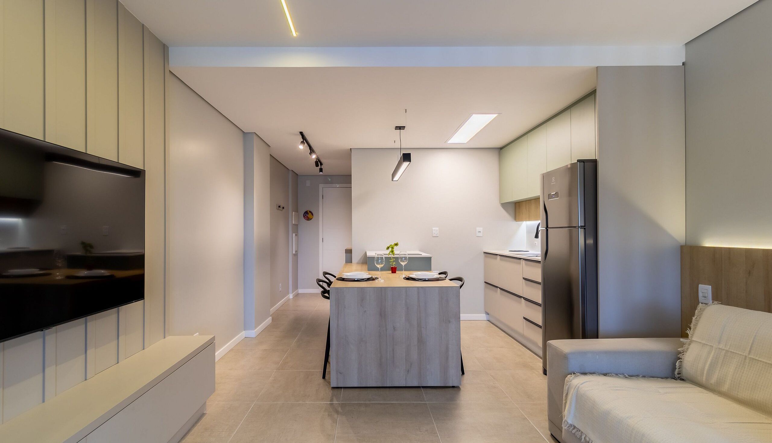 Basic Apartment | Living area | TV