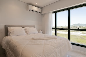 1 bedroom, iron/ironing board, free WiFi