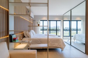 Tabla de planchar con plancha y wifi gratis 