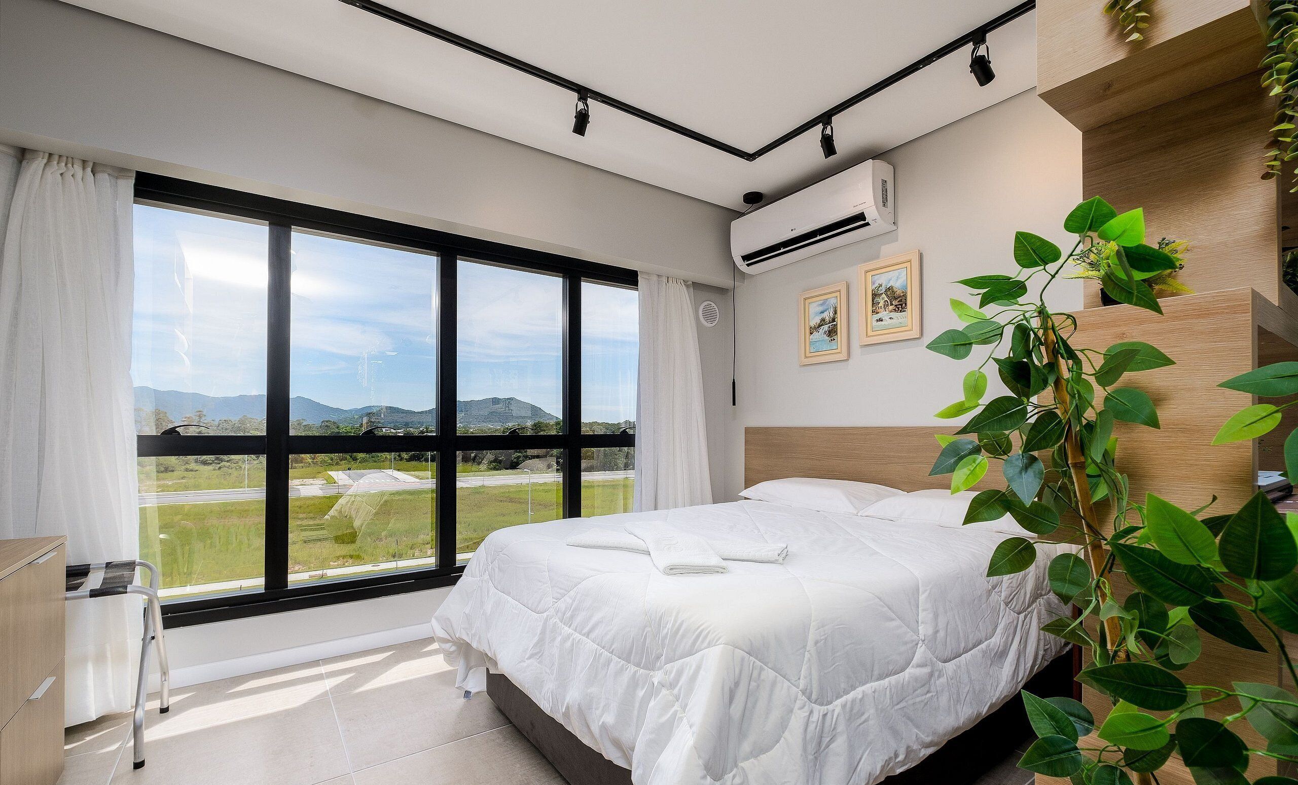 Basic Studio | Iron/ironing board, free WiFi